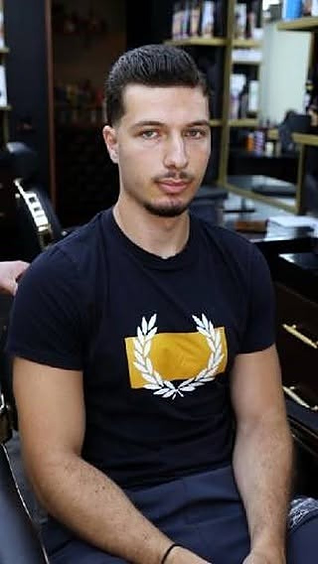 Quiff, kort i sidorna